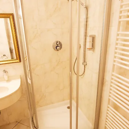 Hotel Humboldt Park & 4*